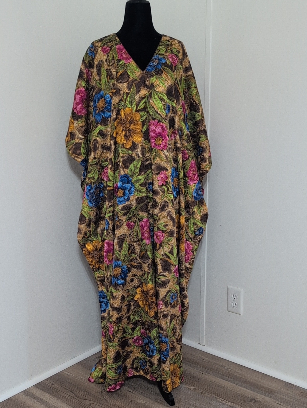Vintage Vibrant Floral And Cheetah Print Caftan Dress
